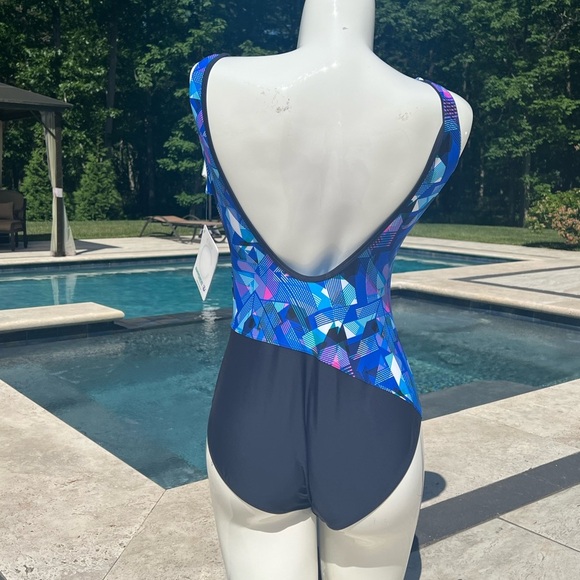‼️SALE ‼️ NWT Sunmarin Gorgeous swimsuit in Multi-Color Blue C Cup / Size 16 - Picture 4 of 9